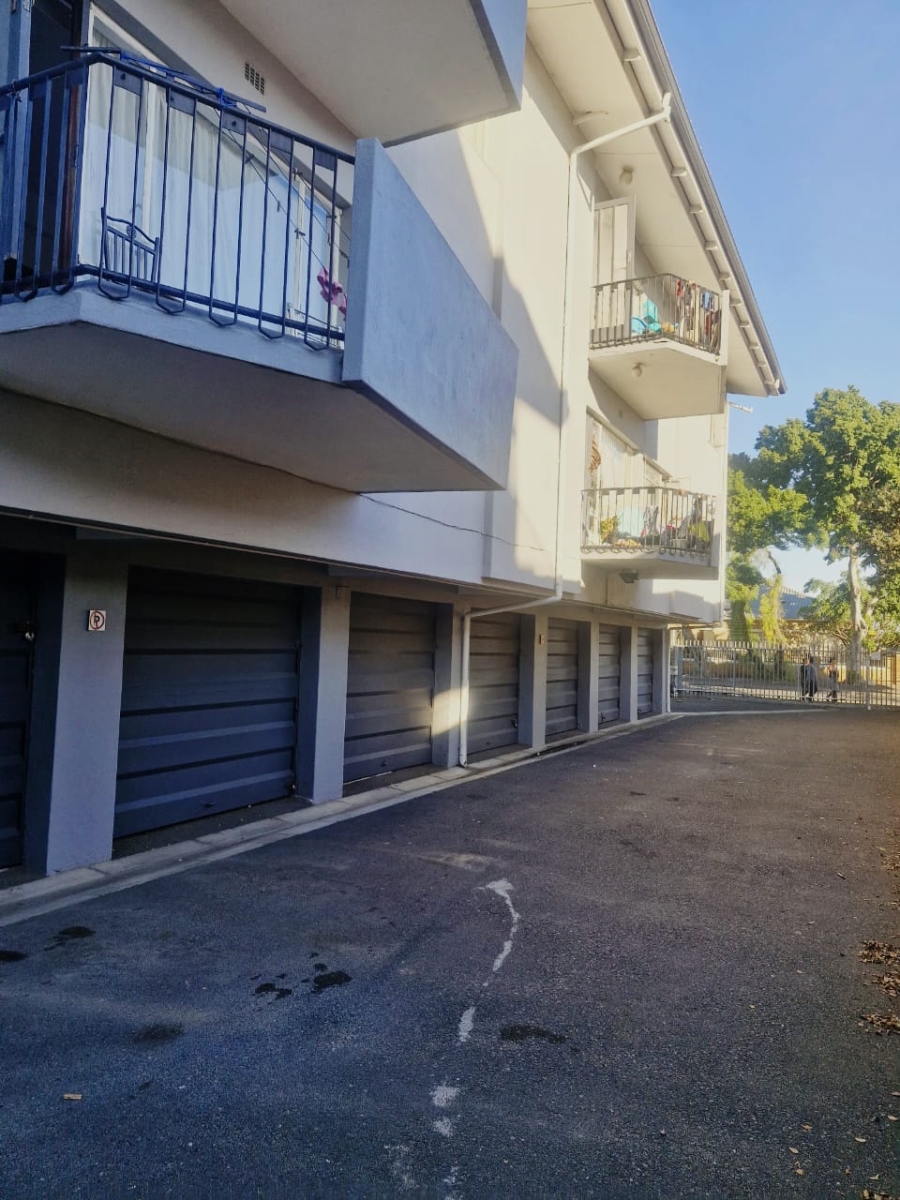 2 Bedroom Property for Sale in Parow Valley Western Cape